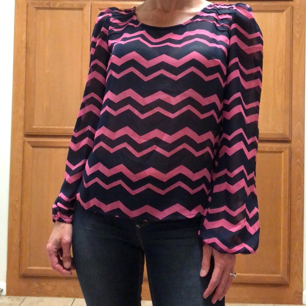 Adorable chevron sheer blouse!